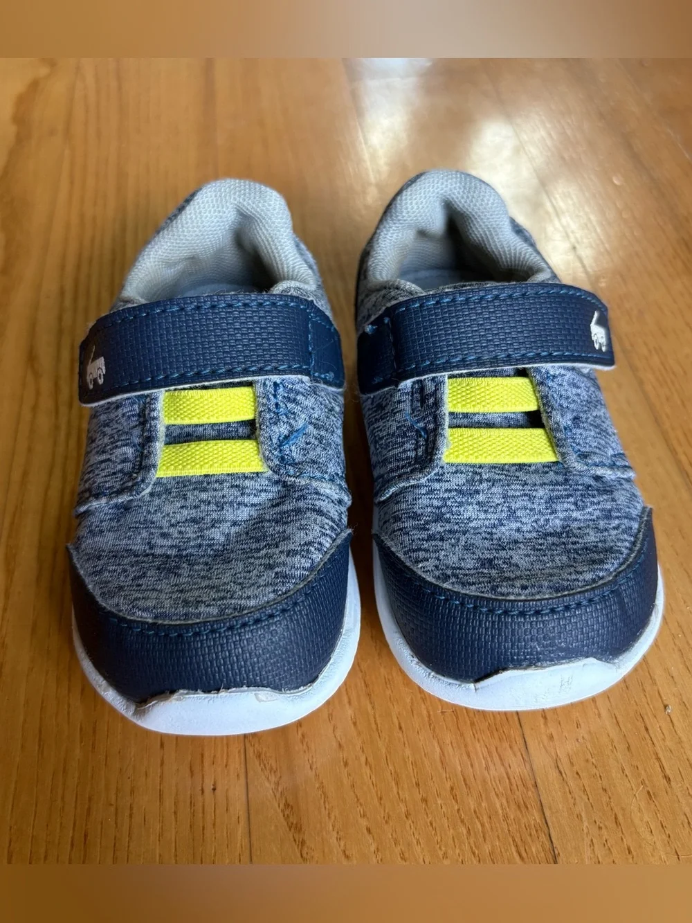 See Kai Run Basics Stryker sneakers Blue White Easy On Aplix Toddler Baby Size 4